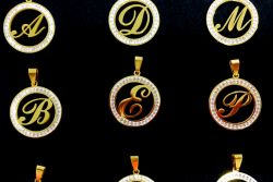 letras-incrustaciones5400A530-E8DE-0C7E-A01D-F7EBD46369F2.jpg